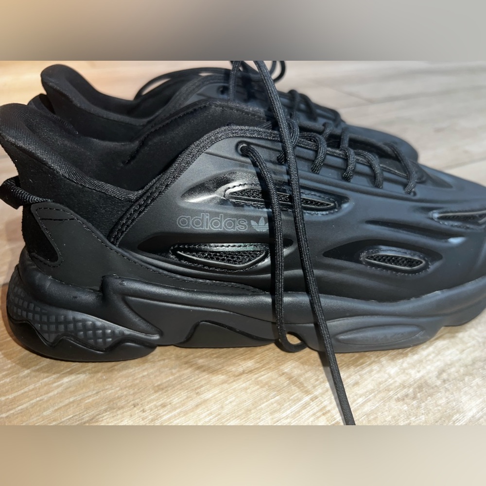 Men’s size 8 Adidas shoes. Purchased in Rome, Italy.